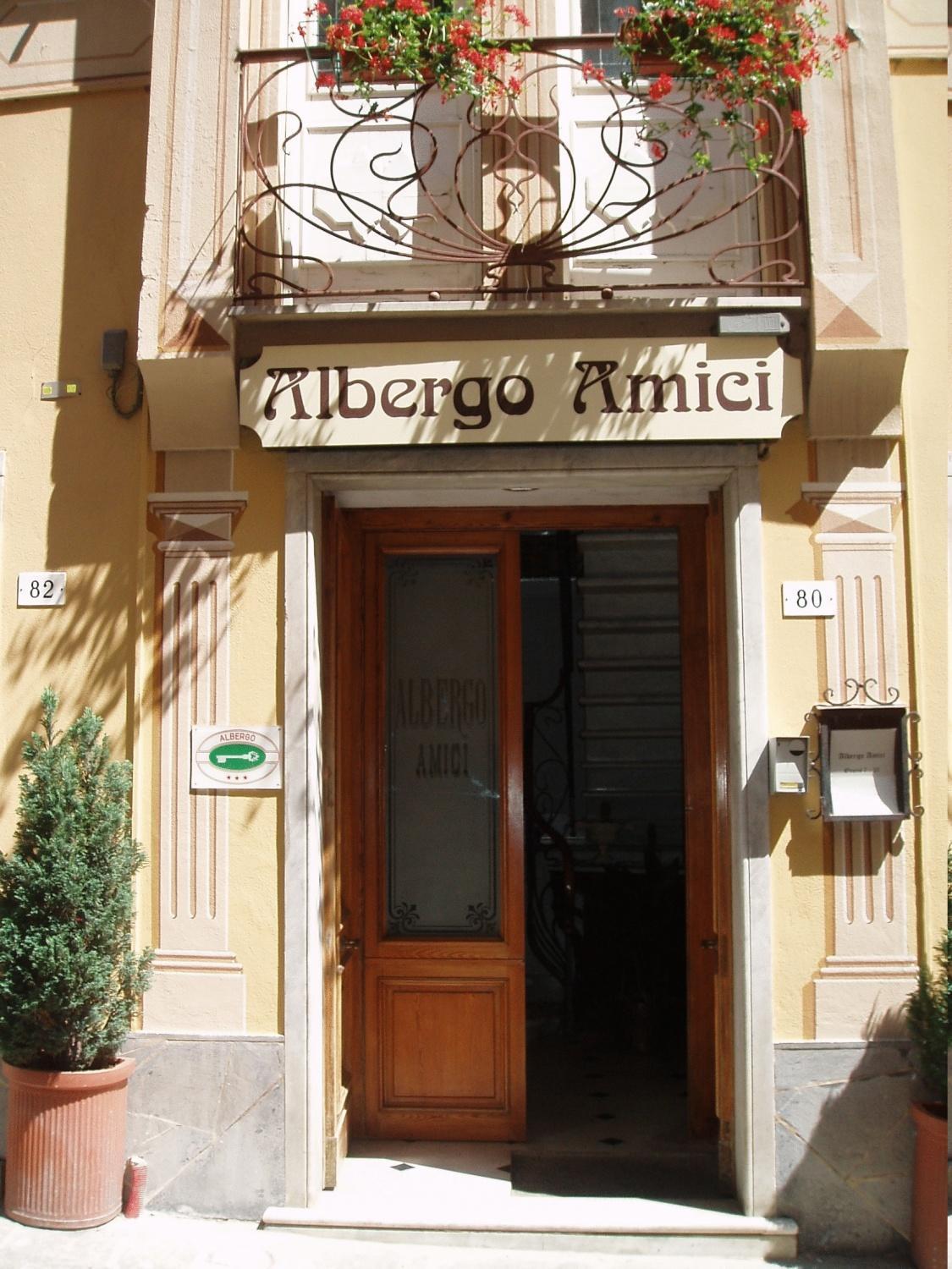 Albergo Amici Varese Ligure Exterior foto