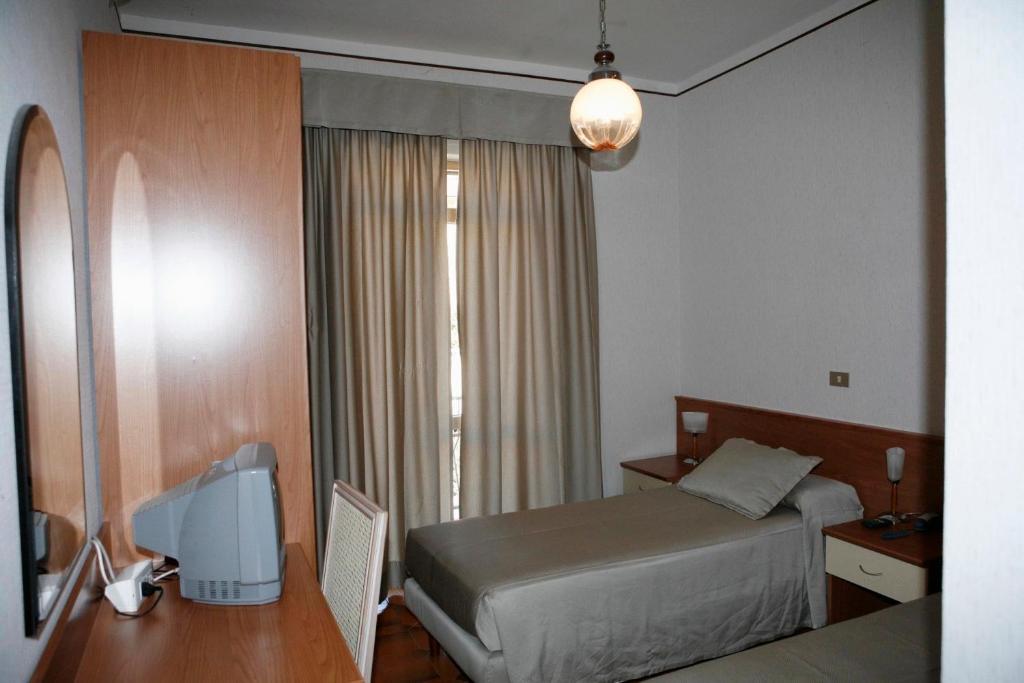 Albergo Amici Varese Ligure Habitación foto